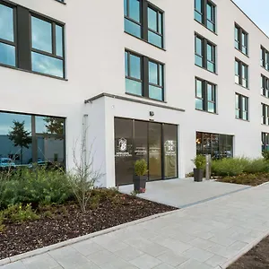 Super 8 By Wyndham North *** Munich