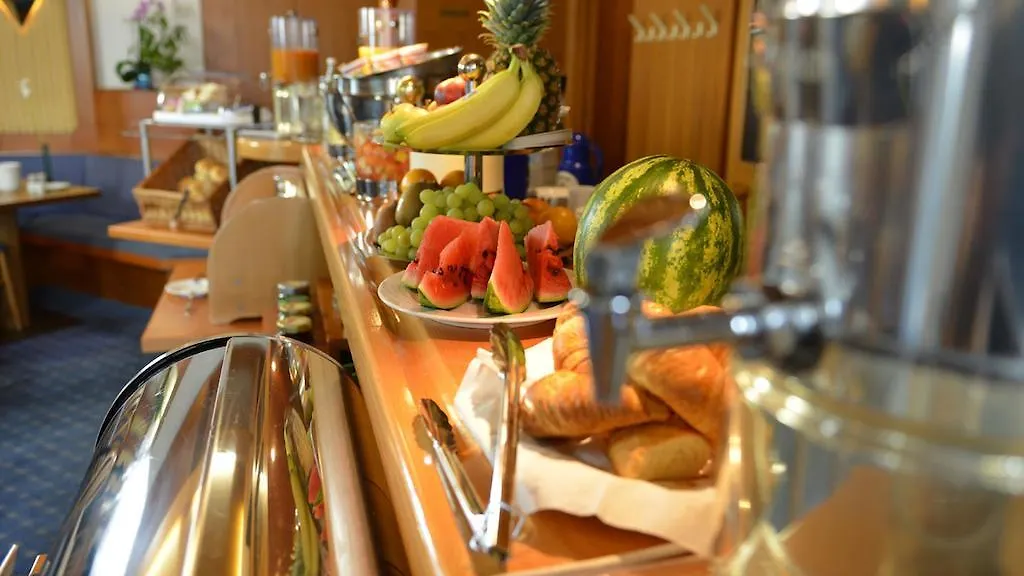 ***  Hotel Amenity Munich Germany